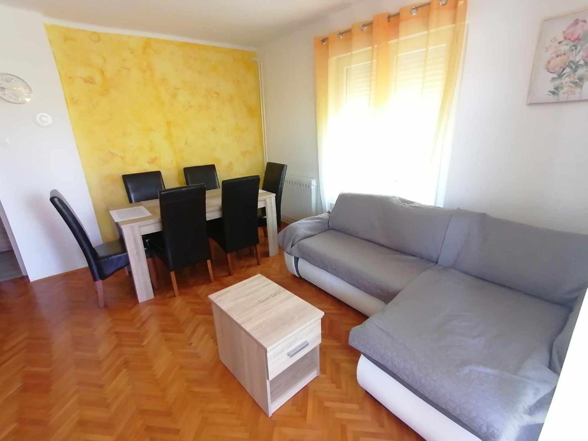 Apartment & Rooms Lilis イゾラ エクステリア 写真