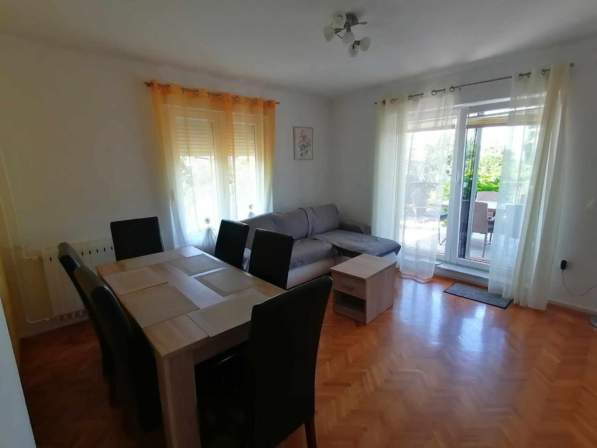 Apartment & Rooms Lilis イゾラ エクステリア 写真