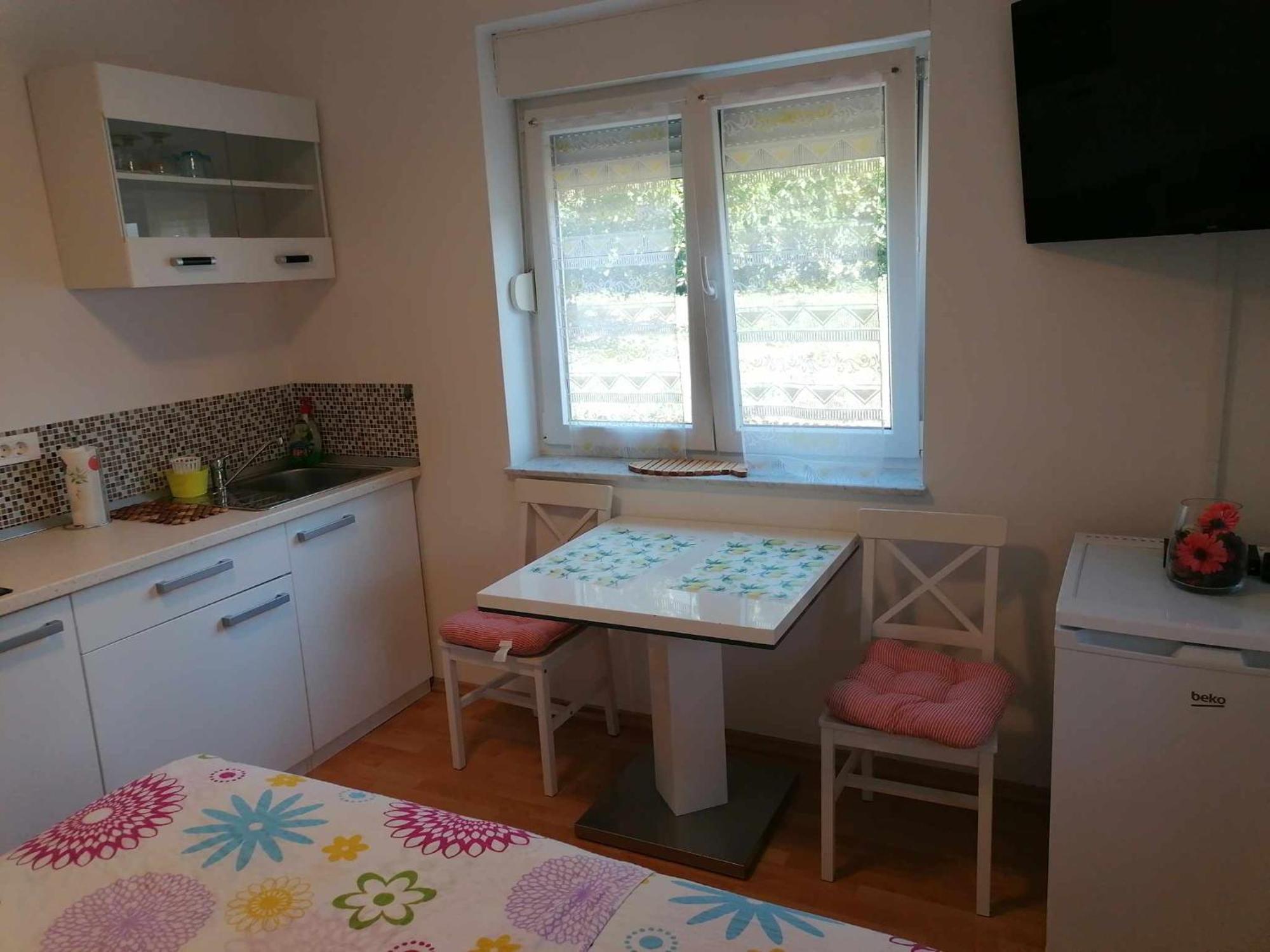 Apartment & Rooms Lilis イゾラ エクステリア 写真