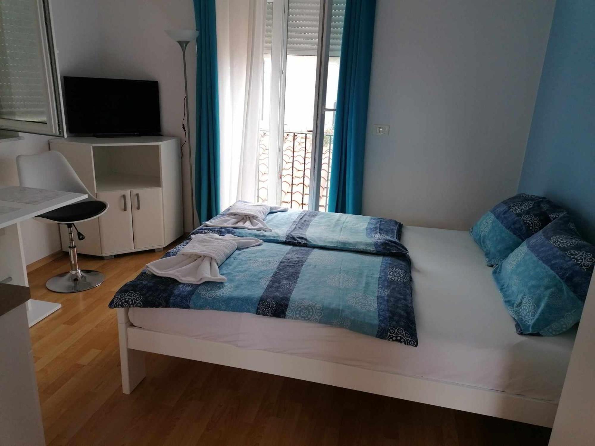 Apartment & Rooms Lilis イゾラ エクステリア 写真