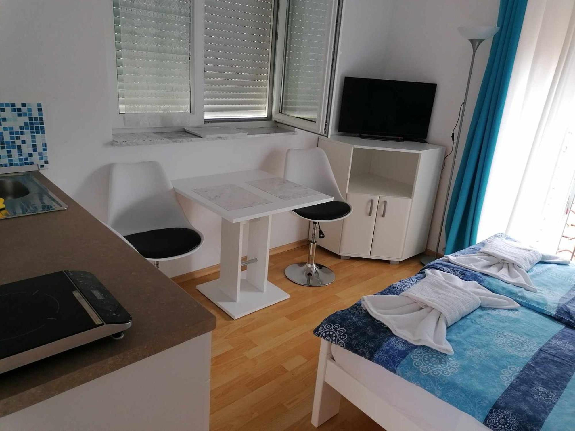 Apartment & Rooms Lilis イゾラ エクステリア 写真